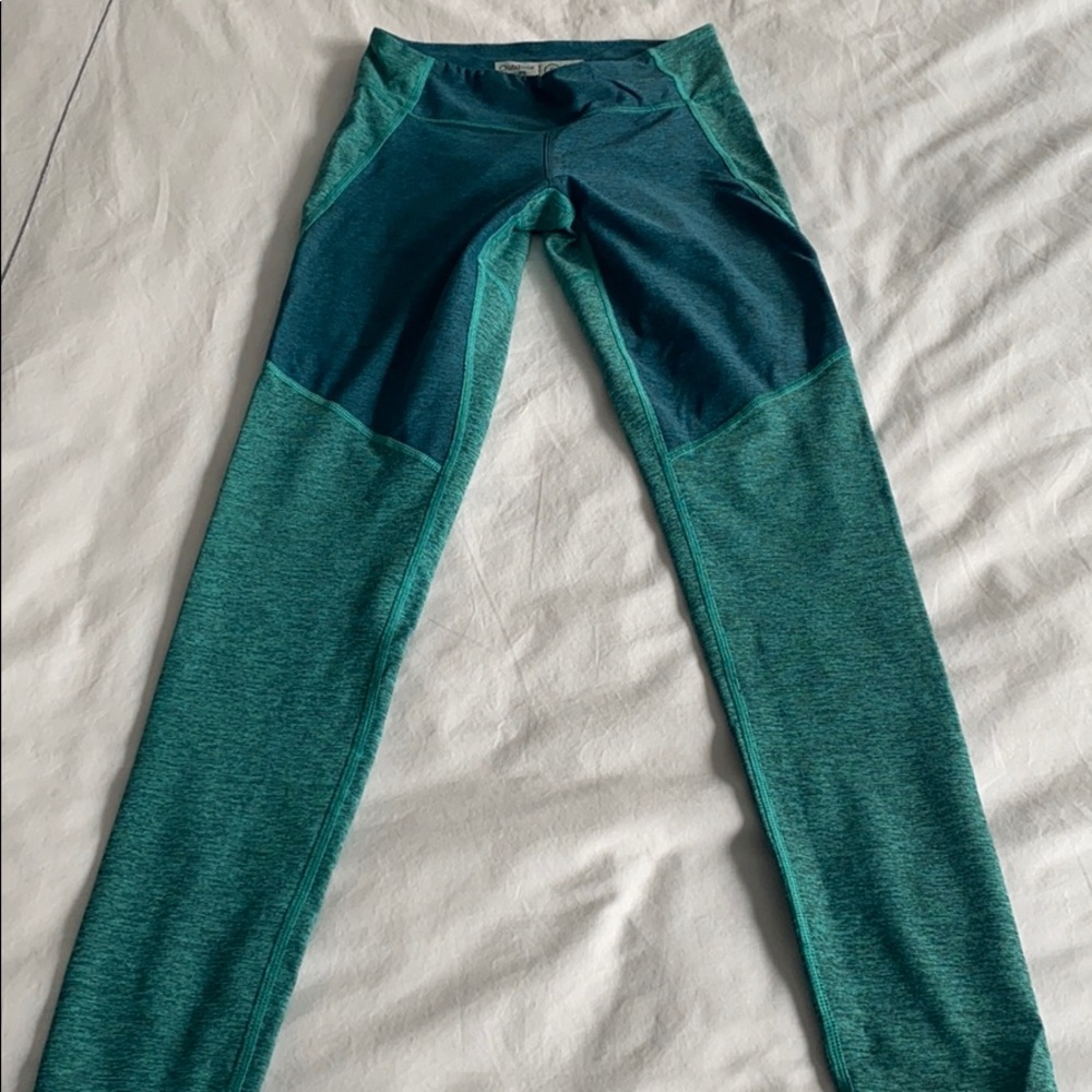 Outdoor Voices Two-Tone Green Leggings